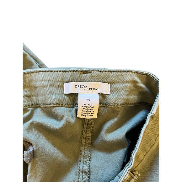 Daily Ritual Green Pants - Picture 3 of 7